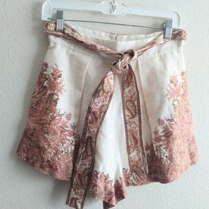 Linen floral print shorts